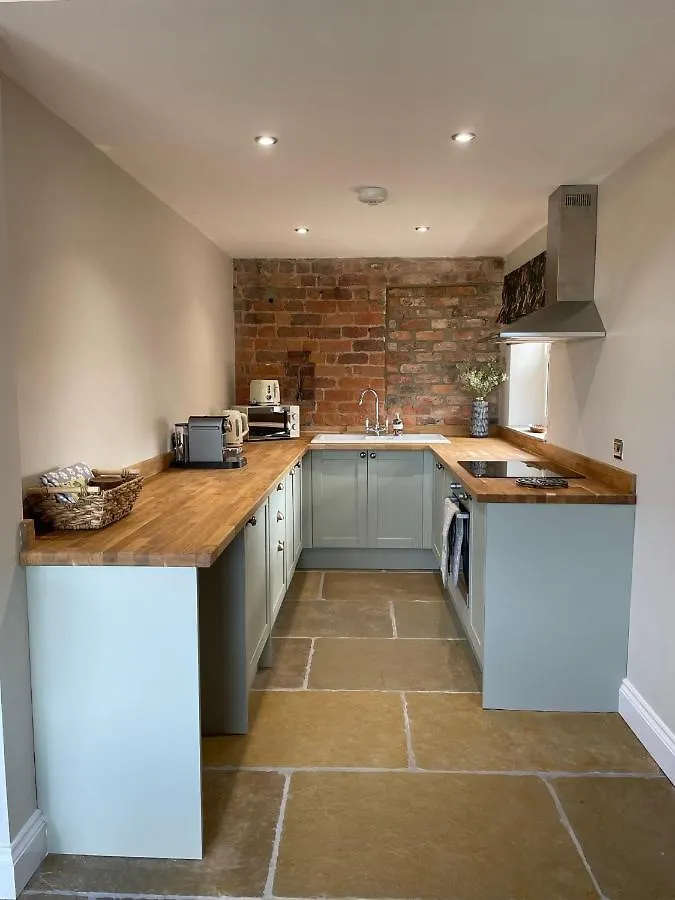 Converted Bullamoor Barns, Northallerton 0*,  Wielka Brytania